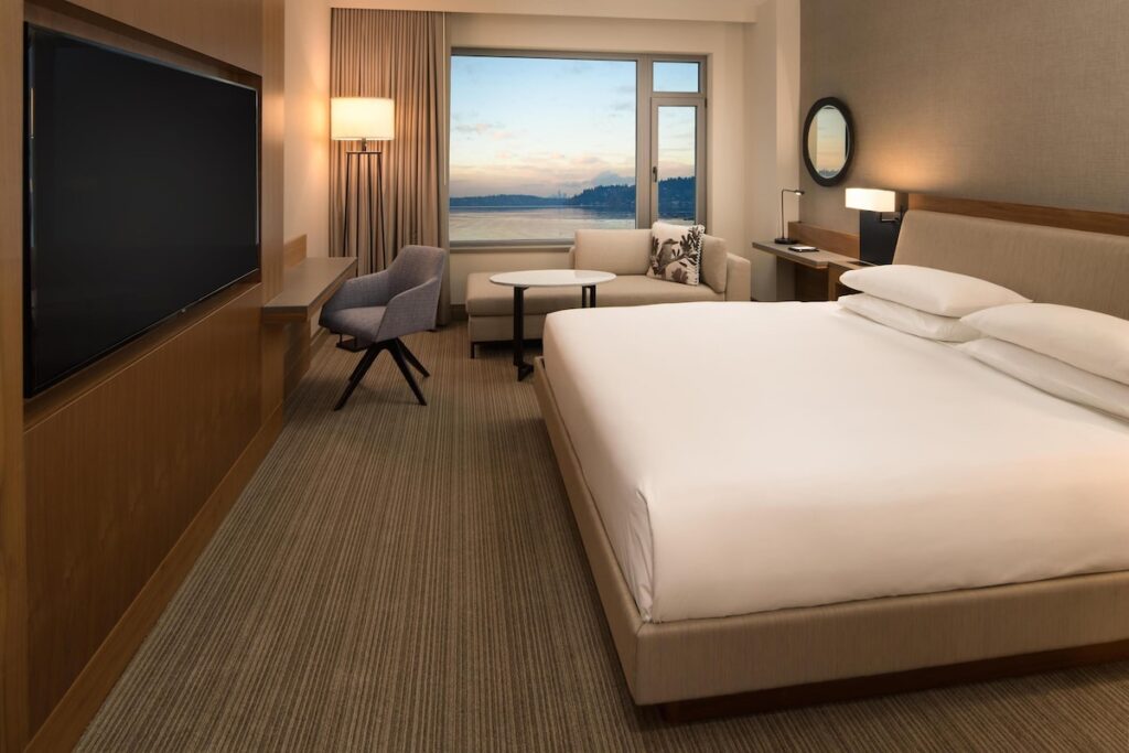 Hyatt Regency Lake Washington at Seattles Southport - Image 3